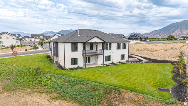 846 E 400 N, Salem, UT 84653