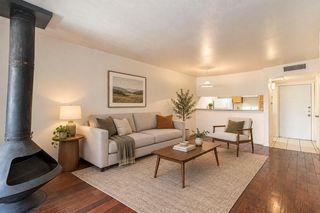 3045 Walnut Bend Lane 33, Houston, TX 77042