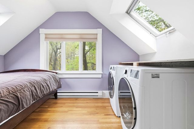 17 Wellesley Street, Weston, MA 02493