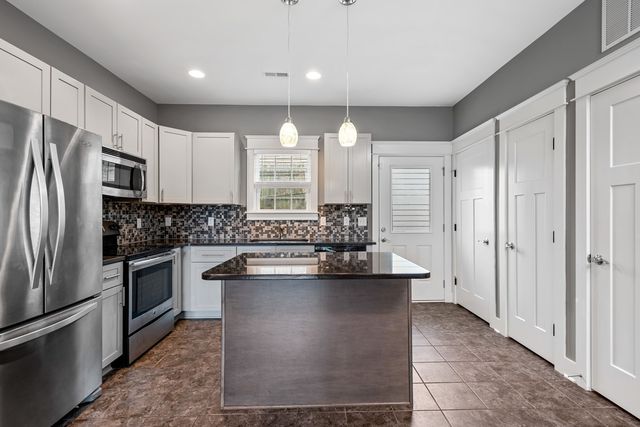 103 Porter Ter, Nashville, TN 37206