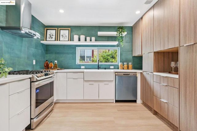 1207 Cedar St, Berkeley, CA 94702