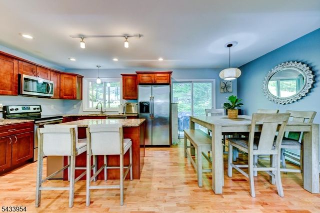 15 Glenside Trl, Sparta Twp., NJ 07871