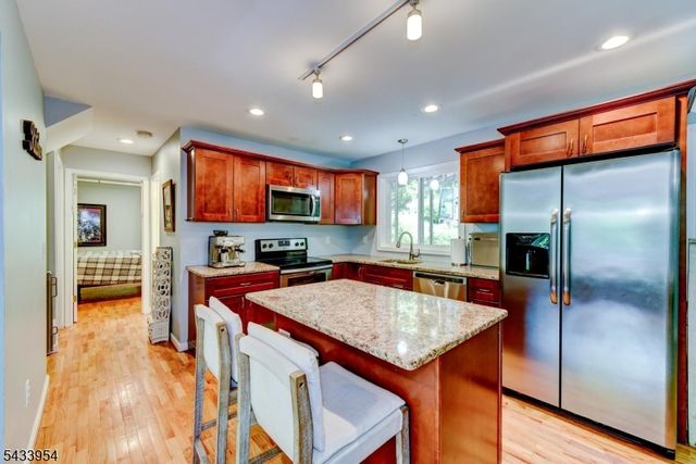 15 Glenside Trl, Sparta Twp., NJ 07871