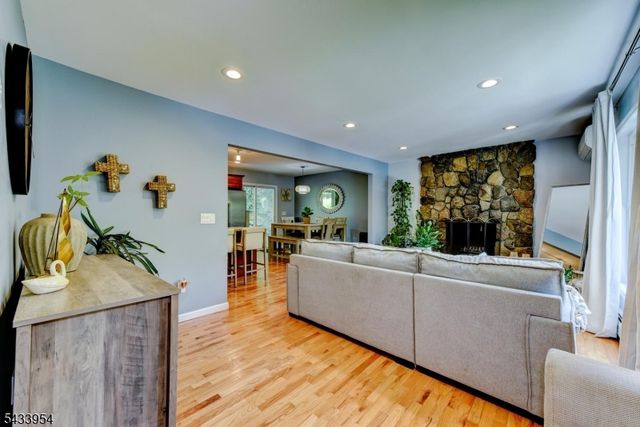 15 Glenside Trl, Sparta Twp., NJ 07871
