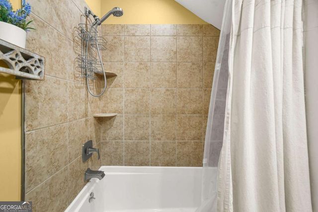1267 Old Victron School Road, Hoschton, GA 30548