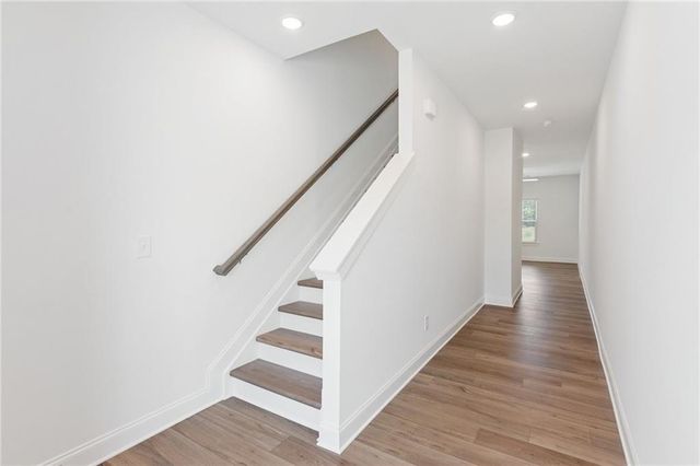 165 MILL CENTER Boulevard 204, Athens, GA 30606