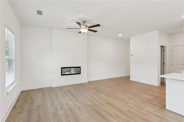 165 MILL CENTER Boulevard 204, Athens, GA 30606