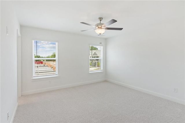 165 MILL CENTER Boulevard 204, Athens, GA 30606