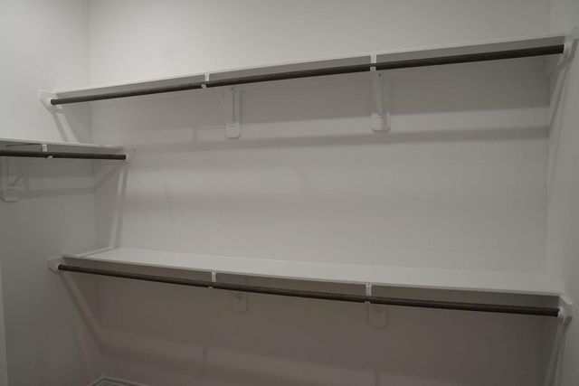 505 Oak Chase Avenue, Dayton, TX 77535