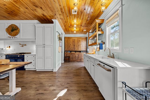 619 Old Greenville Road, Fayetteville, GA 30215