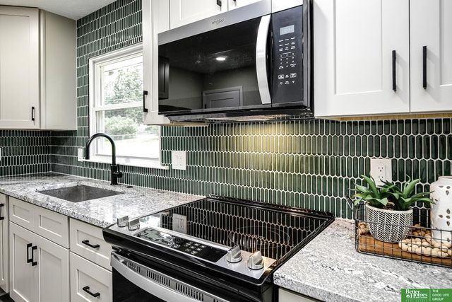 813 Janes View Street, Papillion, NE 68046