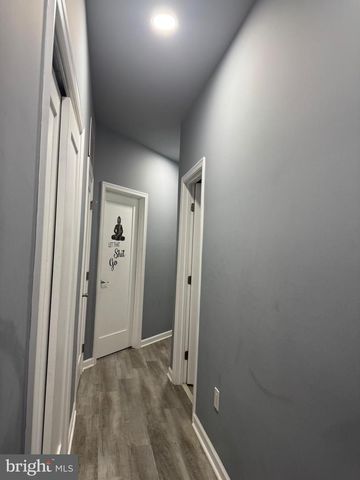 17 RHODE ISLAND AVE NE, Washington, DC 20002