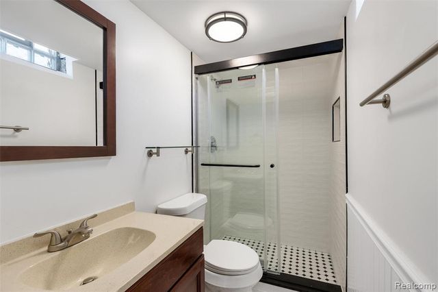 27707 Goldin Drive, Madison Heights, MI 48071