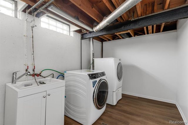 27707 Goldin Drive, Madison Heights, MI 48071