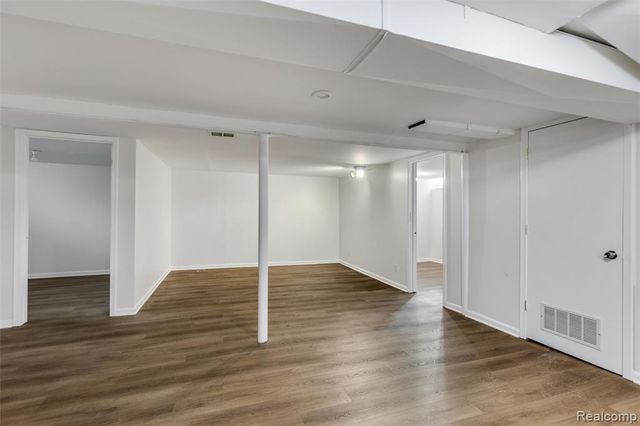 27707 Goldin Drive, Madison Heights, MI 48071