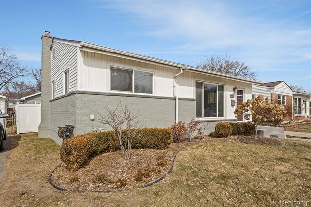 27707 Goldin Drive, Madison Heights, MI 48071