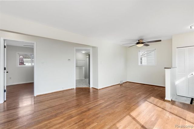 27707 Goldin Drive, Madison Heights, MI 48071