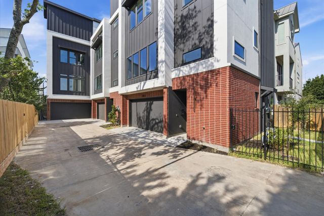 3411 Gillespie Street, Houston, TX 77020