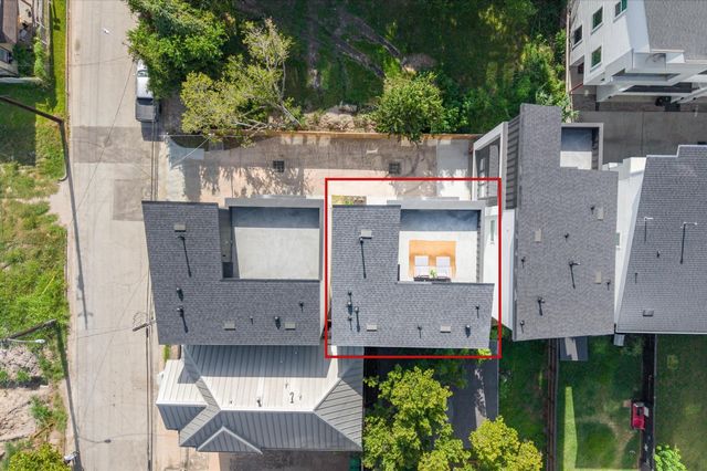 3411 Gillespie Street, Houston, TX 77020