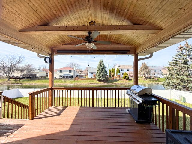 1715 Brighton Lane, Plainfield, IL 60586