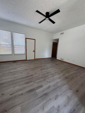 8000 Leaview Drive, Columbus, OH 43235