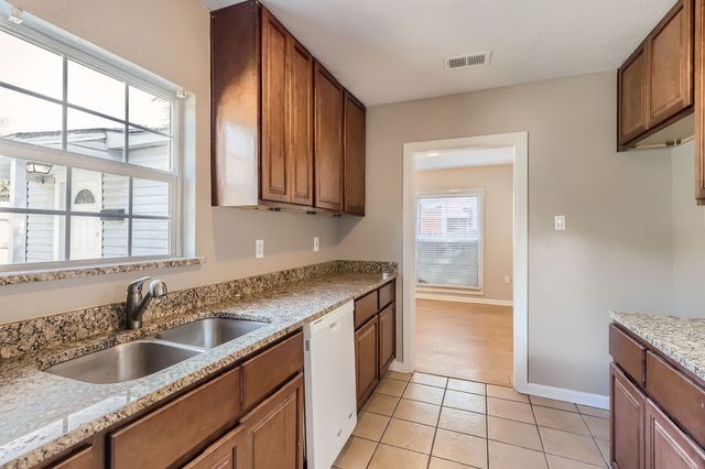 224 E Boyd Street, Bonham, TX 75418