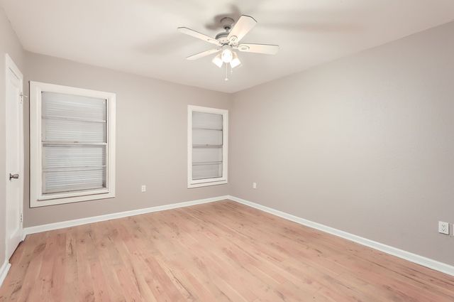 224 E Boyd Street, Bonham, TX 75418