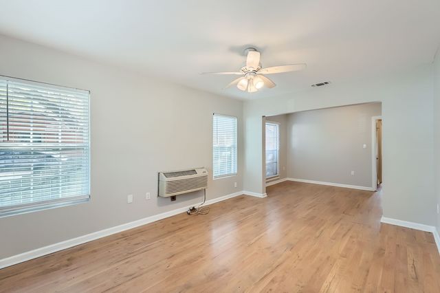 224 E Boyd Street, Bonham, TX 75418