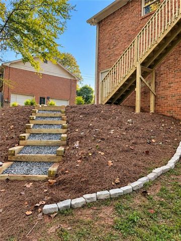 2302 Smokehouse Path, Lawrenceville, GA 30044