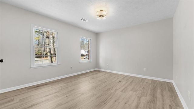 2302 Smokehouse Path, Lawrenceville, GA 30044