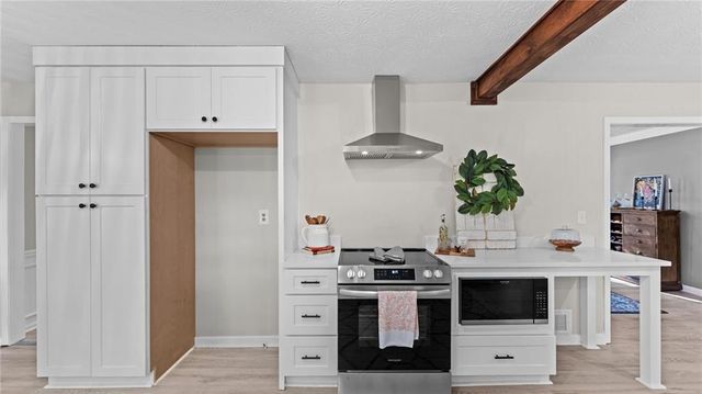 2302 Smokehouse Path, Lawrenceville, GA 30044