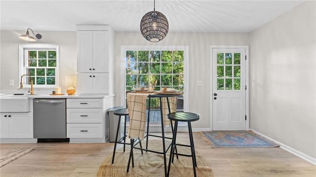 2302 Smokehouse Path, Lawrenceville, GA 30044