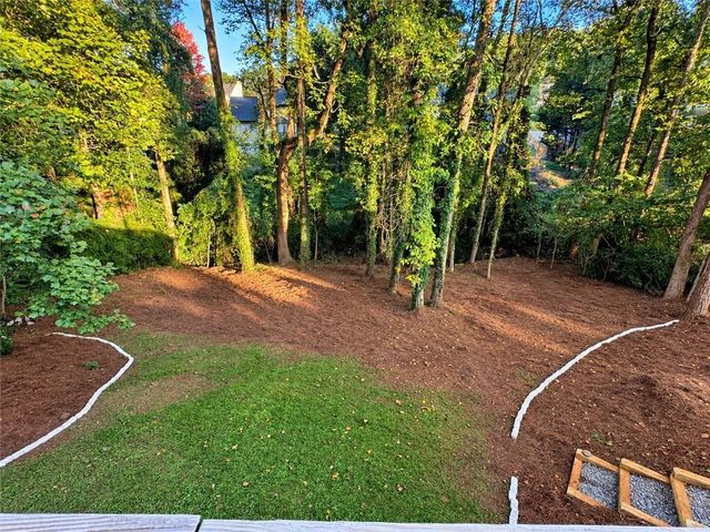 2302 Smokehouse Path, Lawrenceville, GA 30044