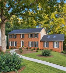 2302 Smokehouse Path, Lawrenceville, GA 30044