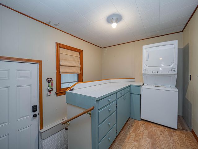 1126 FISK AVE, Moberly, MO 65270