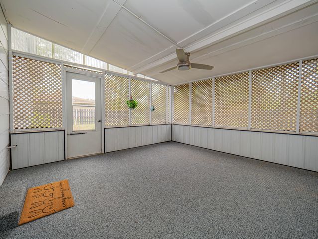 1126 FISK AVE, Moberly, MO 65270