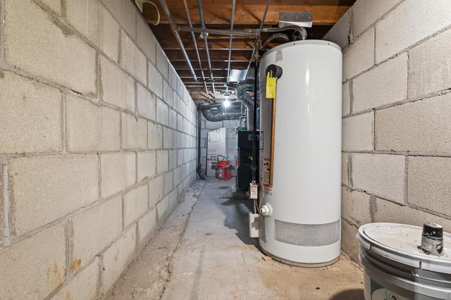 1641 Leone Avenue, Saint Paul, MN 55106