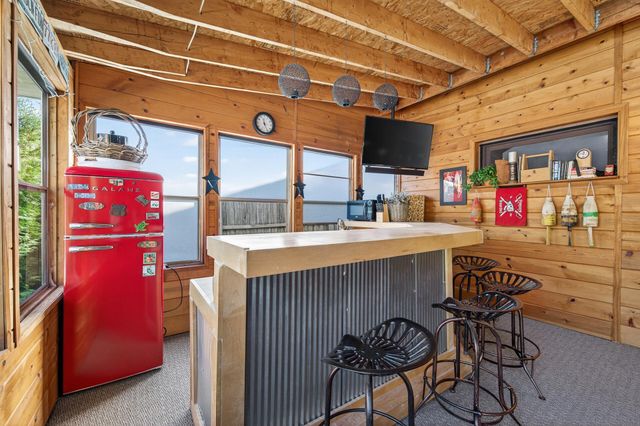 1641 Leone Avenue, Saint Paul, MN 55106