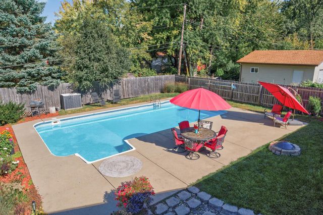 1641 Leone Avenue, Saint Paul, MN 55106