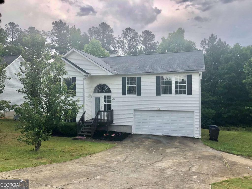 6923 Cave Springs Road, Douglasville, GA 30134