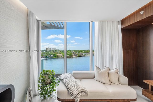 435 Bayshore Dr 703, Fort Lauderdale, FL 33304
