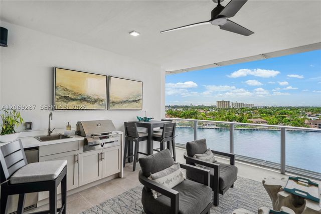 435 Bayshore Dr 703, Fort Lauderdale, FL 33304