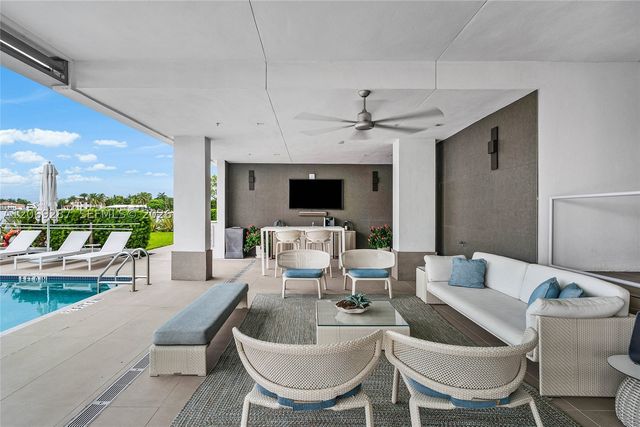 435 Bayshore Dr 703, Fort Lauderdale, FL 33304