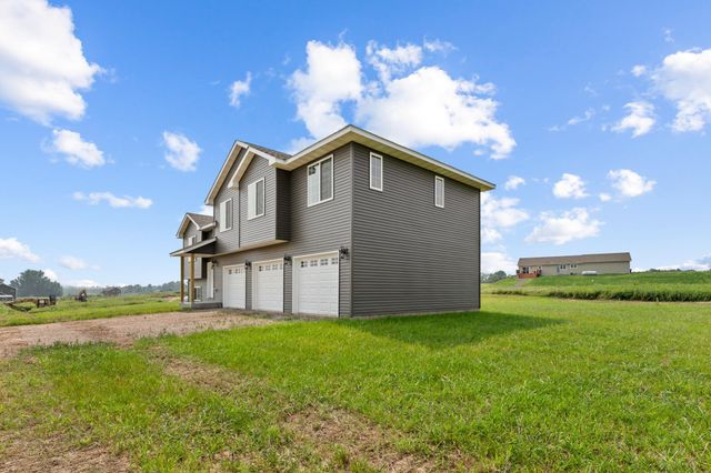 16780 Eagle Ridge Circle, Pine City, MN 55063
