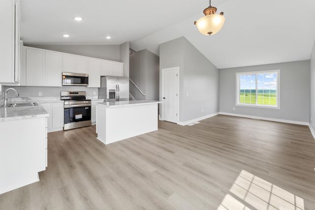 16780 Eagle Ridge Circle, Pine City, MN 55063
