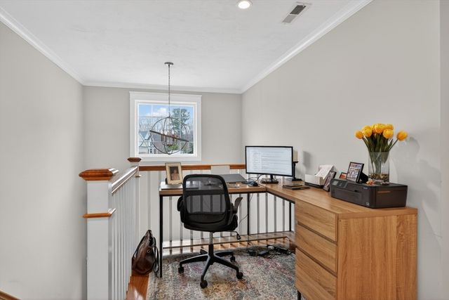 17 Stonebrook Ct 17, Southborough, MA 01772