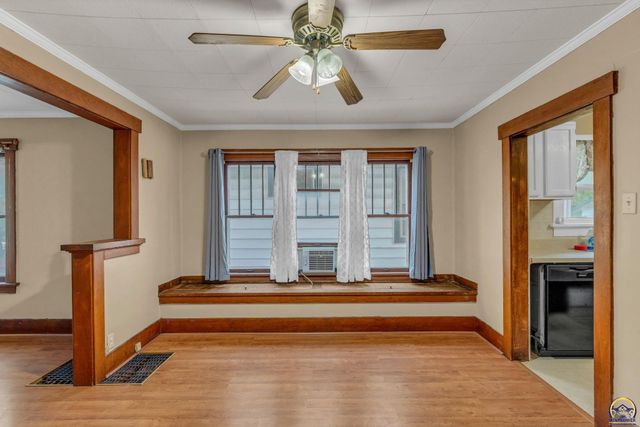 1209 SW Woodward AVE, Topeka, KS 66604