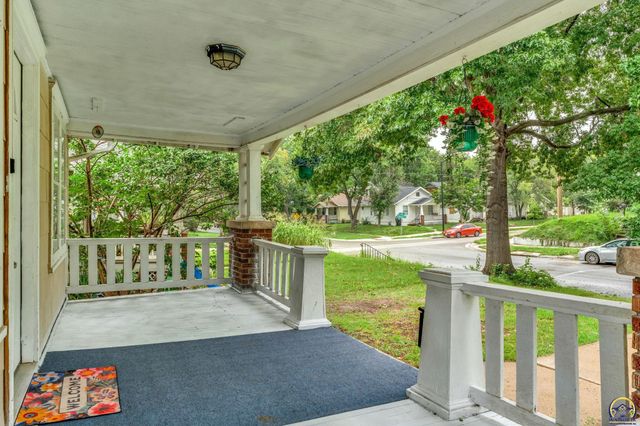 1209 SW Woodward AVE, Topeka, KS 66604