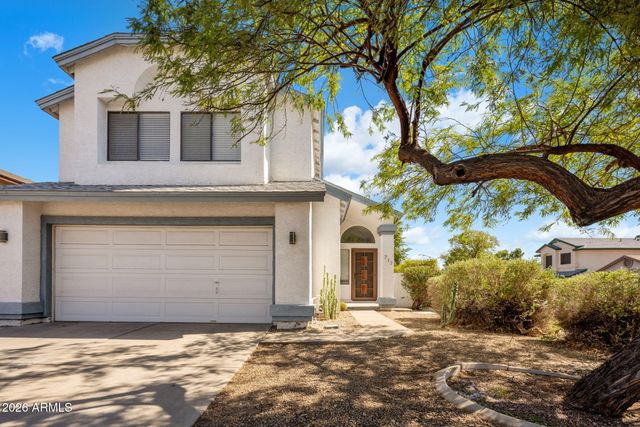 717 E SACK Drive, Phoenix, AZ 85024