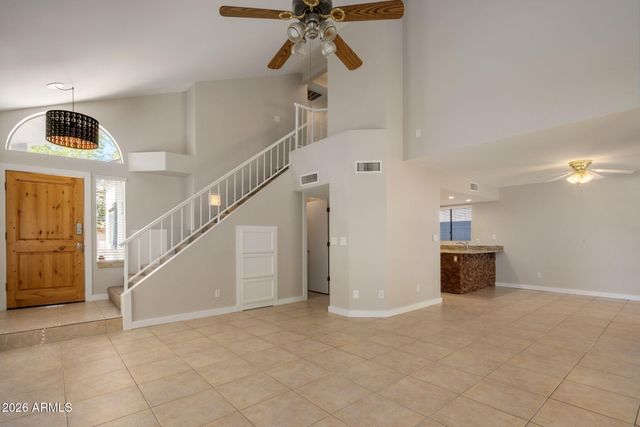 717 E SACK Drive, Phoenix, AZ 85024